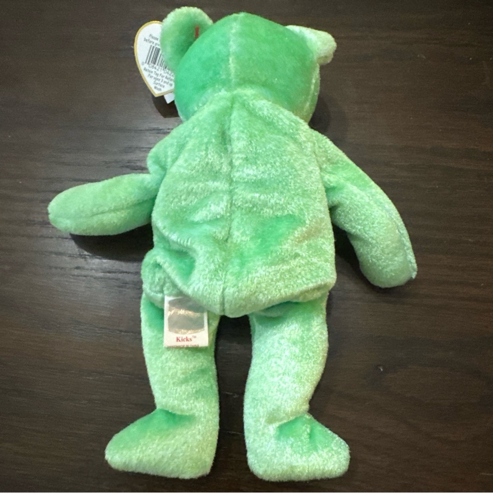 TY Beanie Baby - Kicks The Soccer Bear - Stuffed Animal Toy - Picture 2 of 7